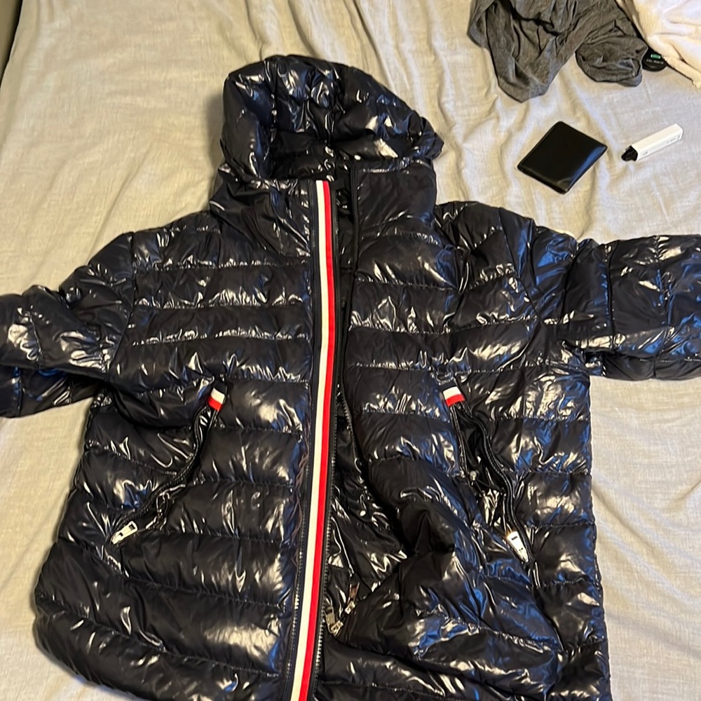 Mens moncler Jacket size 7 multi zip. Very warm for winter and fall